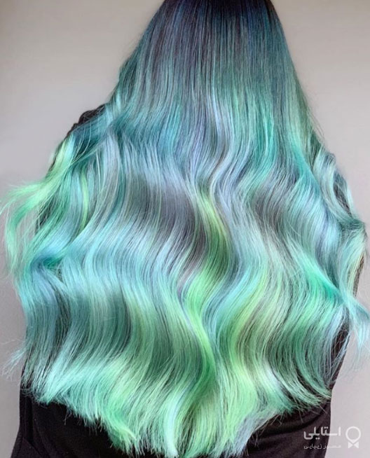 رنگ موی آبی و سبز هولوگرافیکی 