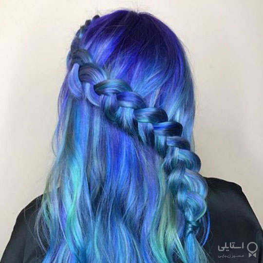 رنگ موی ترکیبی از آبی، بنفش و سبز