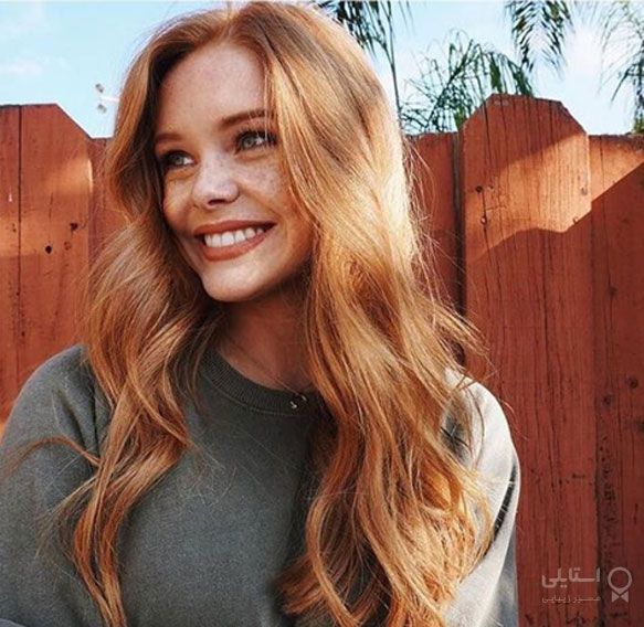 بلوند توت فرنگی