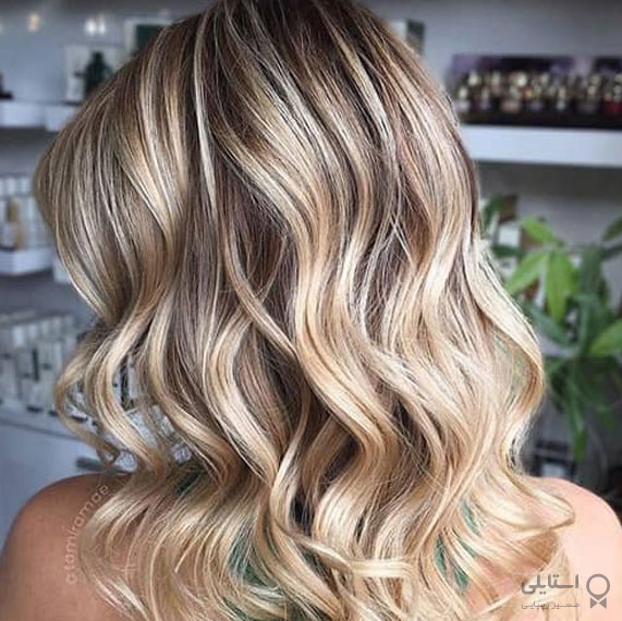 بلوند گرم با لولایت‌های کرمی قهوه‌ای