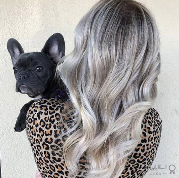 بلوند پلاتینه با لولایت‌های زغالی