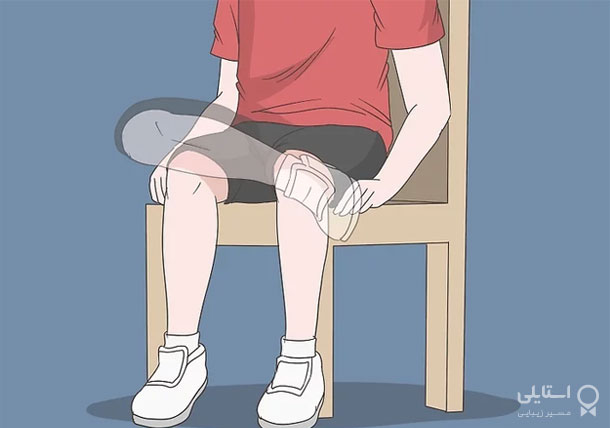 انداختن پا روی هم هنگام نشستن